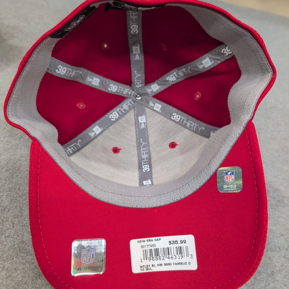 New Era 39THIRTY Tampa Bay Buccaneers NFL Hat Red Stretch Fit M/L 2021 Sideline - Picture 7 of 7